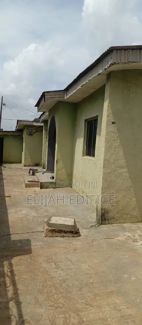 Mini Flat in Iyana Odo, Abule Egba for sale