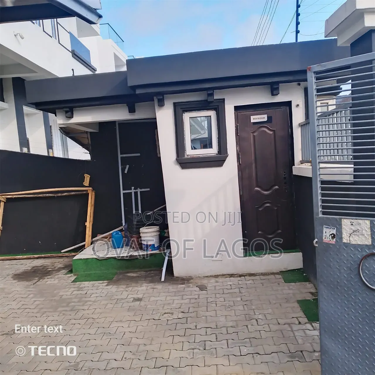 4bdrm Duplex in Ikota for rent