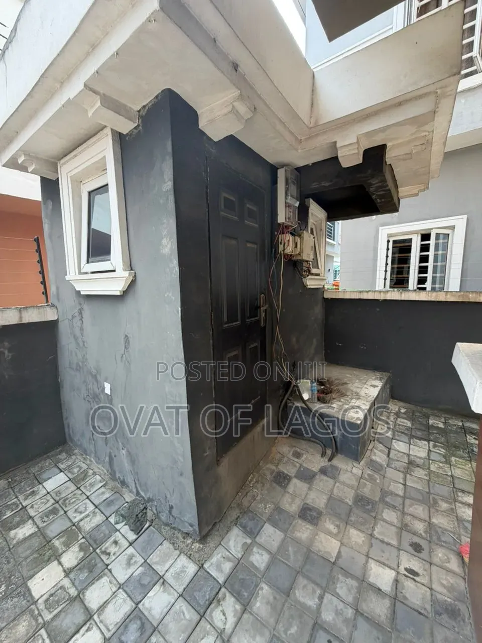 5bdrm House in Chevron for sale