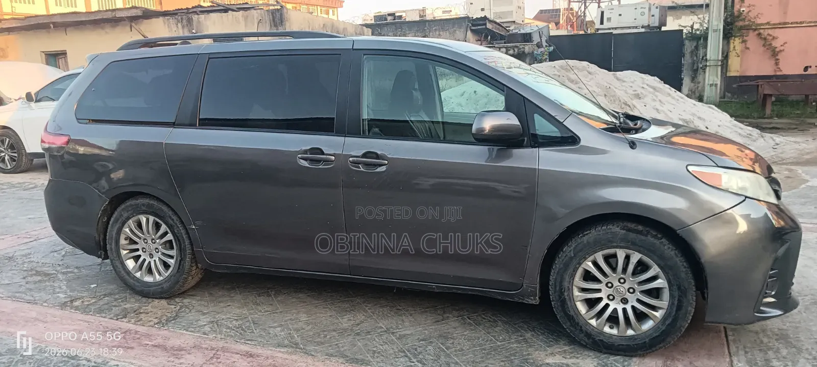 Toyota Sienna 2011 Gray