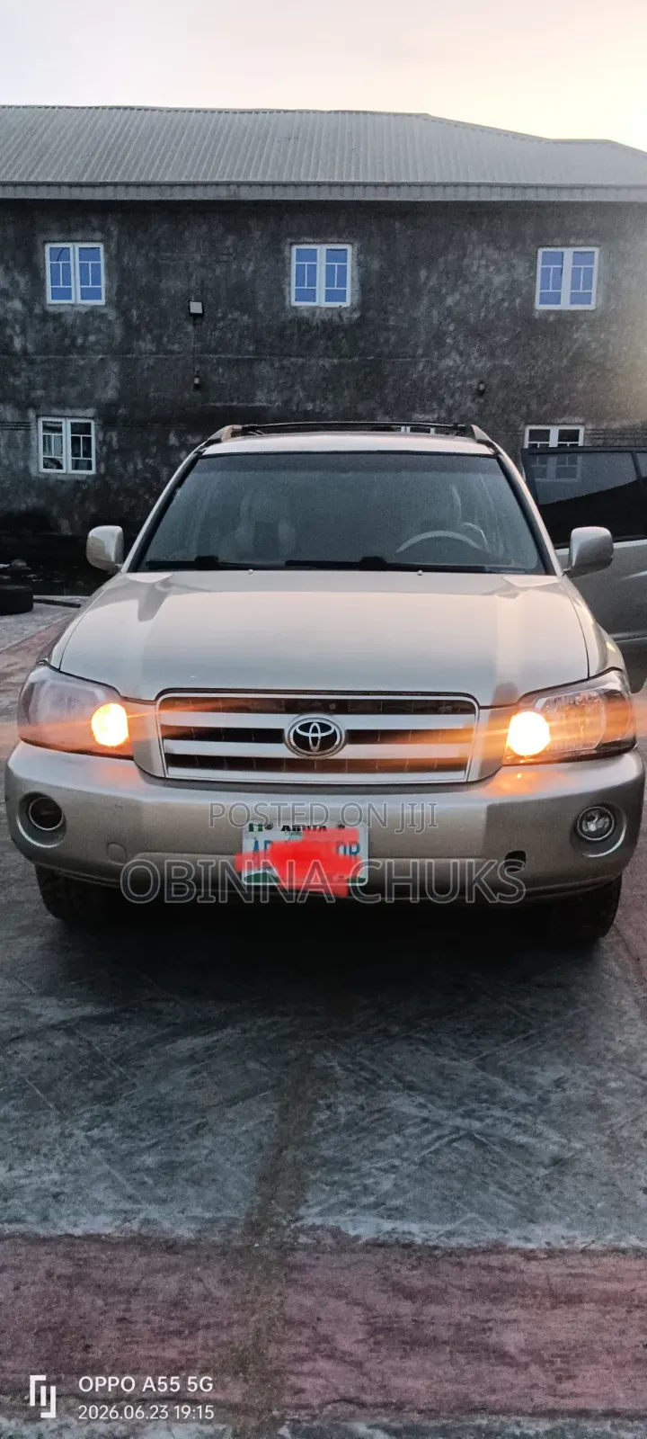 Toyota Highlander 2004 Gold