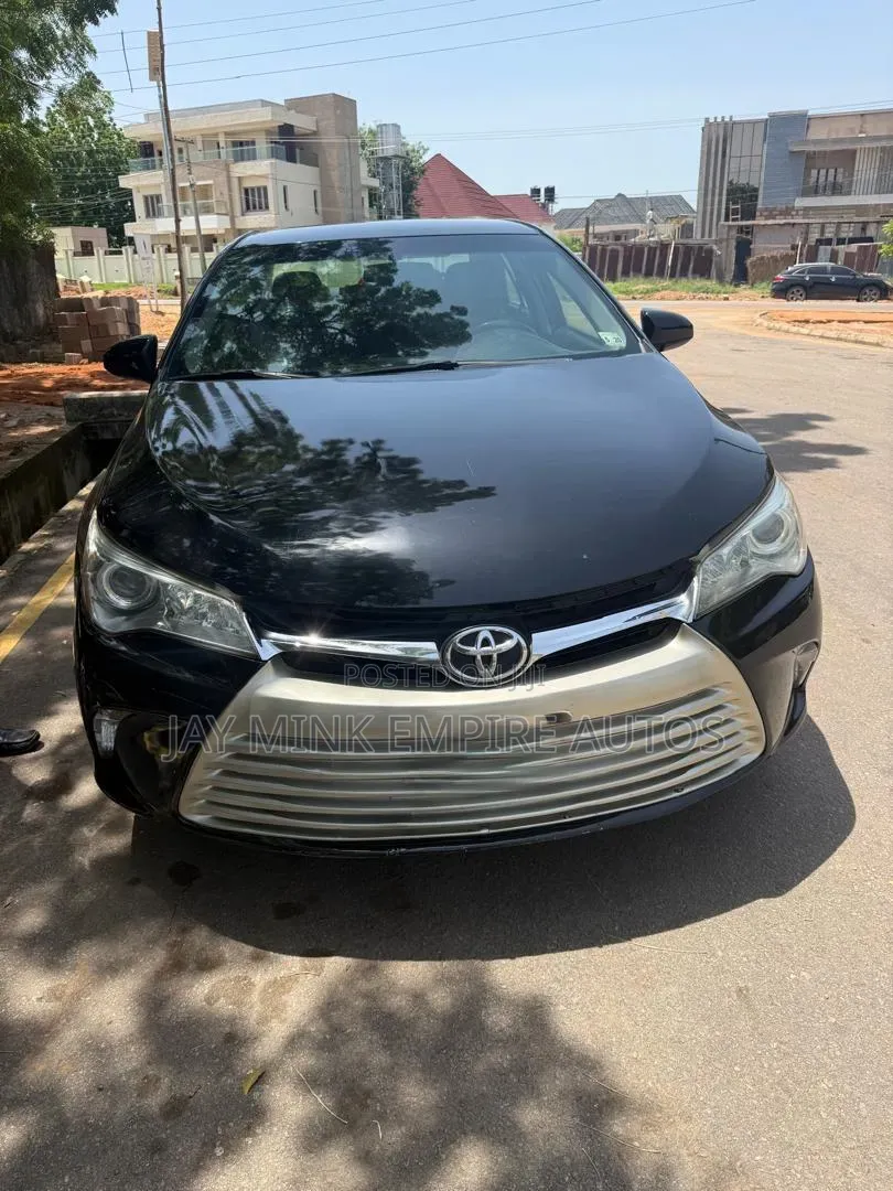 Toyota Camry 2016 Black