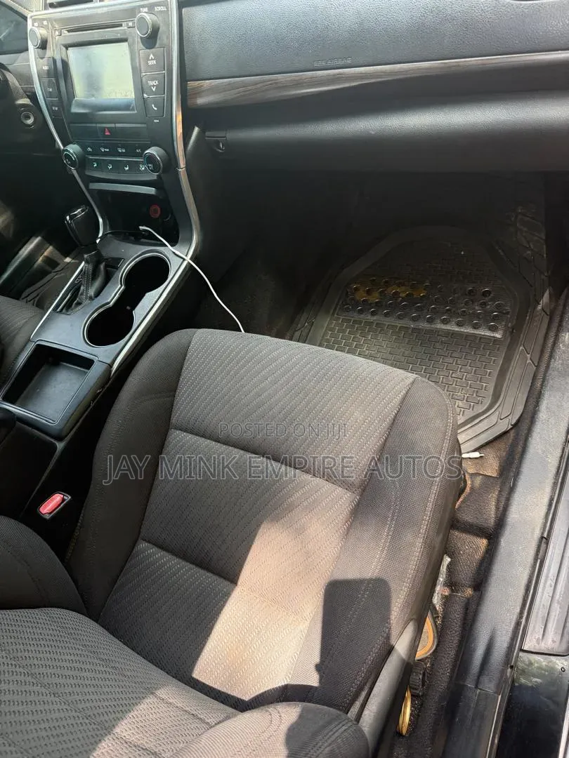 Toyota Camry 2016 Black