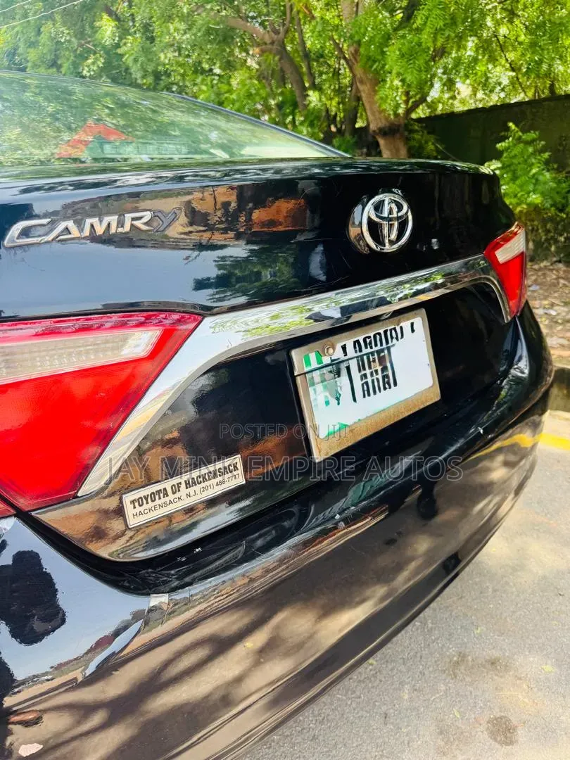 Toyota Camry 2016 Black