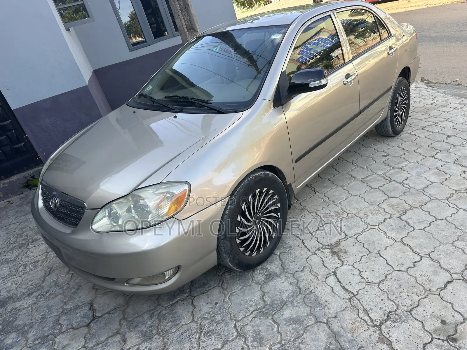 Toyota Corolla LE 2006 Gold