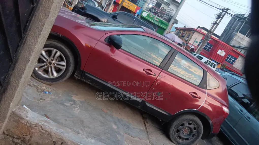 Nissan Rogue 2007 Red