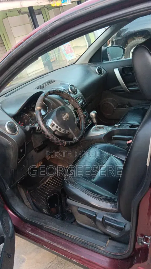 Nissan Rogue 2007 Red