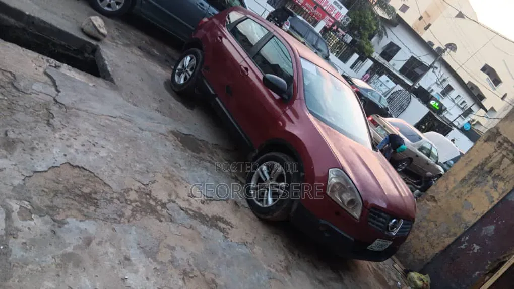Nissan Rogue 2007 Red