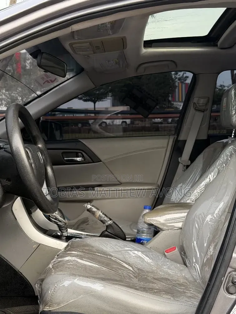 Honda Accord 2016 Silver