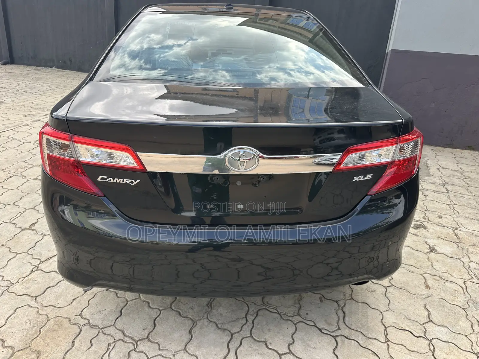 Toyota Camry XLE 4dr Sedan (2.5L 4cyl 6A) 2012 Black