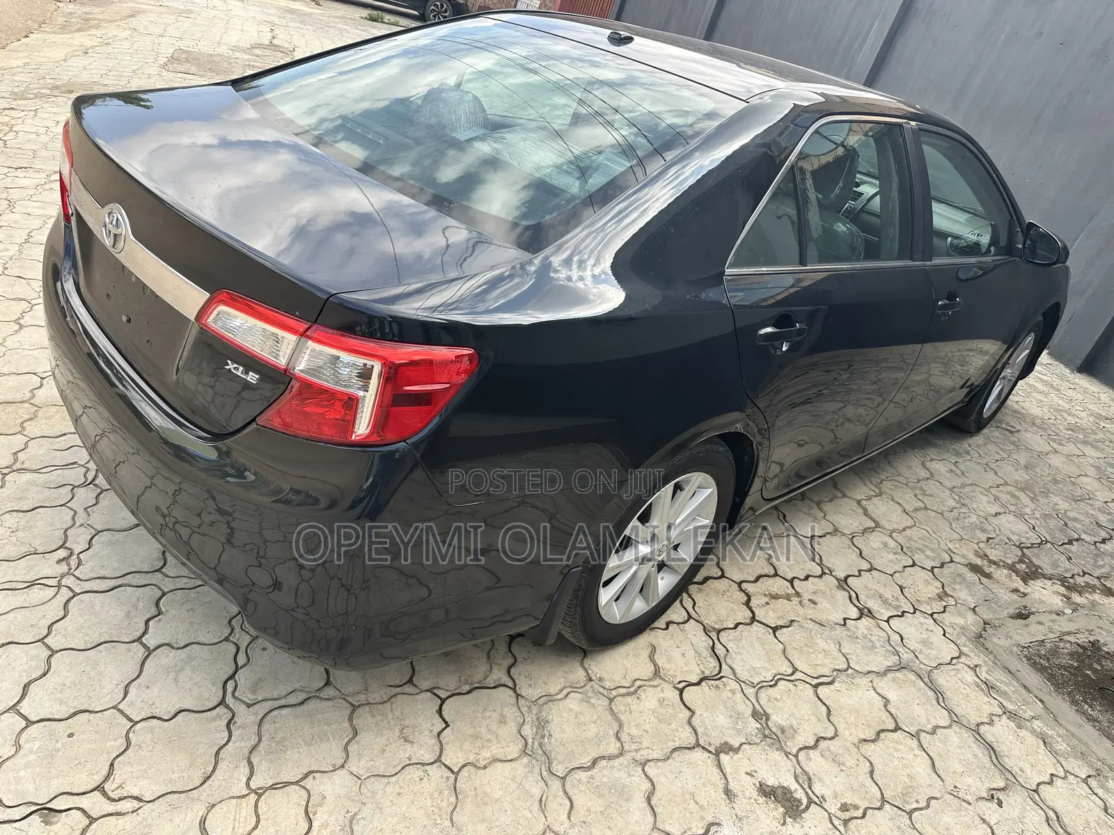 Toyota Camry XLE 4dr Sedan (2.5L 4cyl 6A) 2012 Black