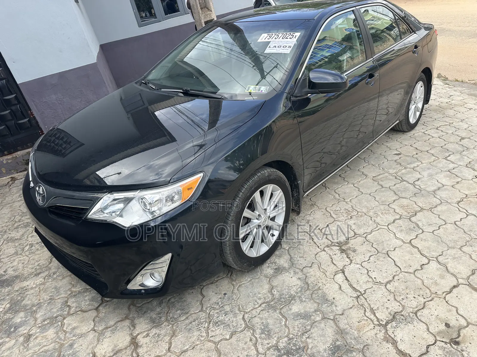 Toyota Camry XLE 4dr Sedan (2.5L 4cyl 6A) 2012 Black