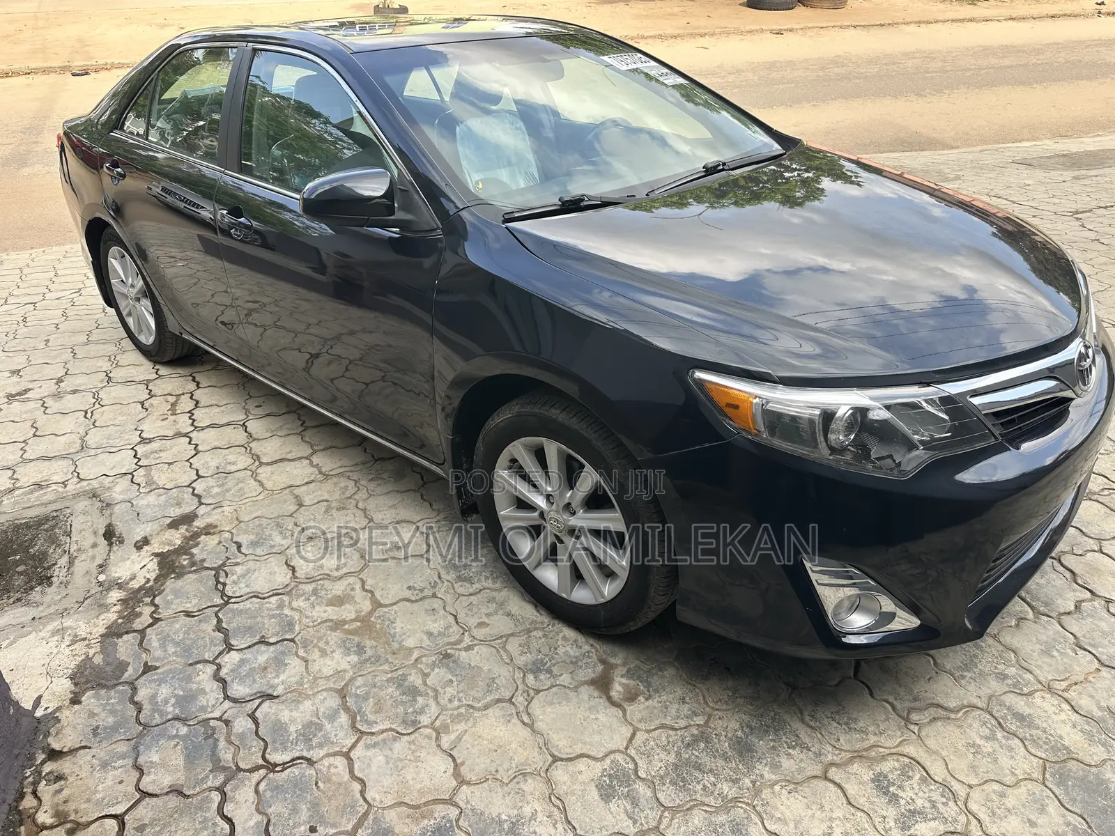 Toyota Camry XLE 4dr Sedan (2.5L 4cyl 6A) 2012 Black