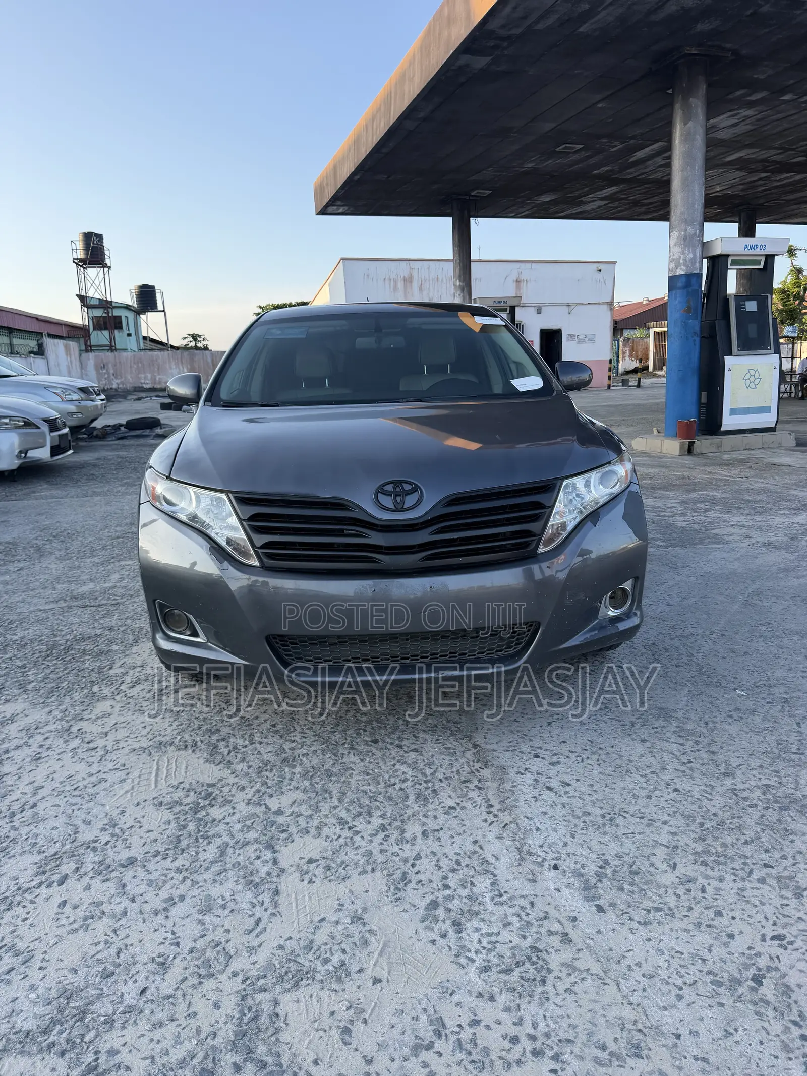 Toyota Venza Limited 2010 Gray