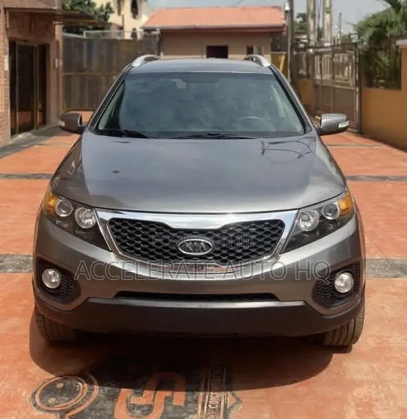 Kia Sorento 3.3 V6 2010 Gray