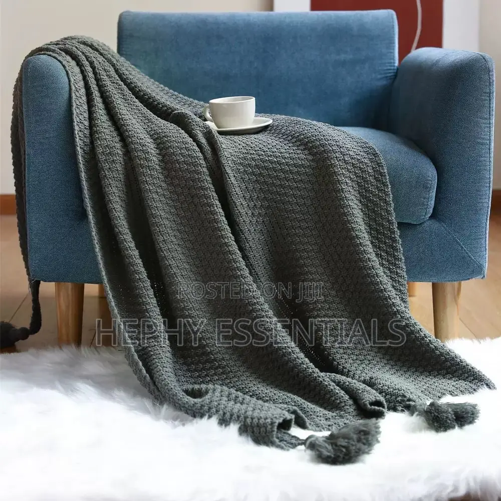 Nordic Luxury Knitted Throw Blanket