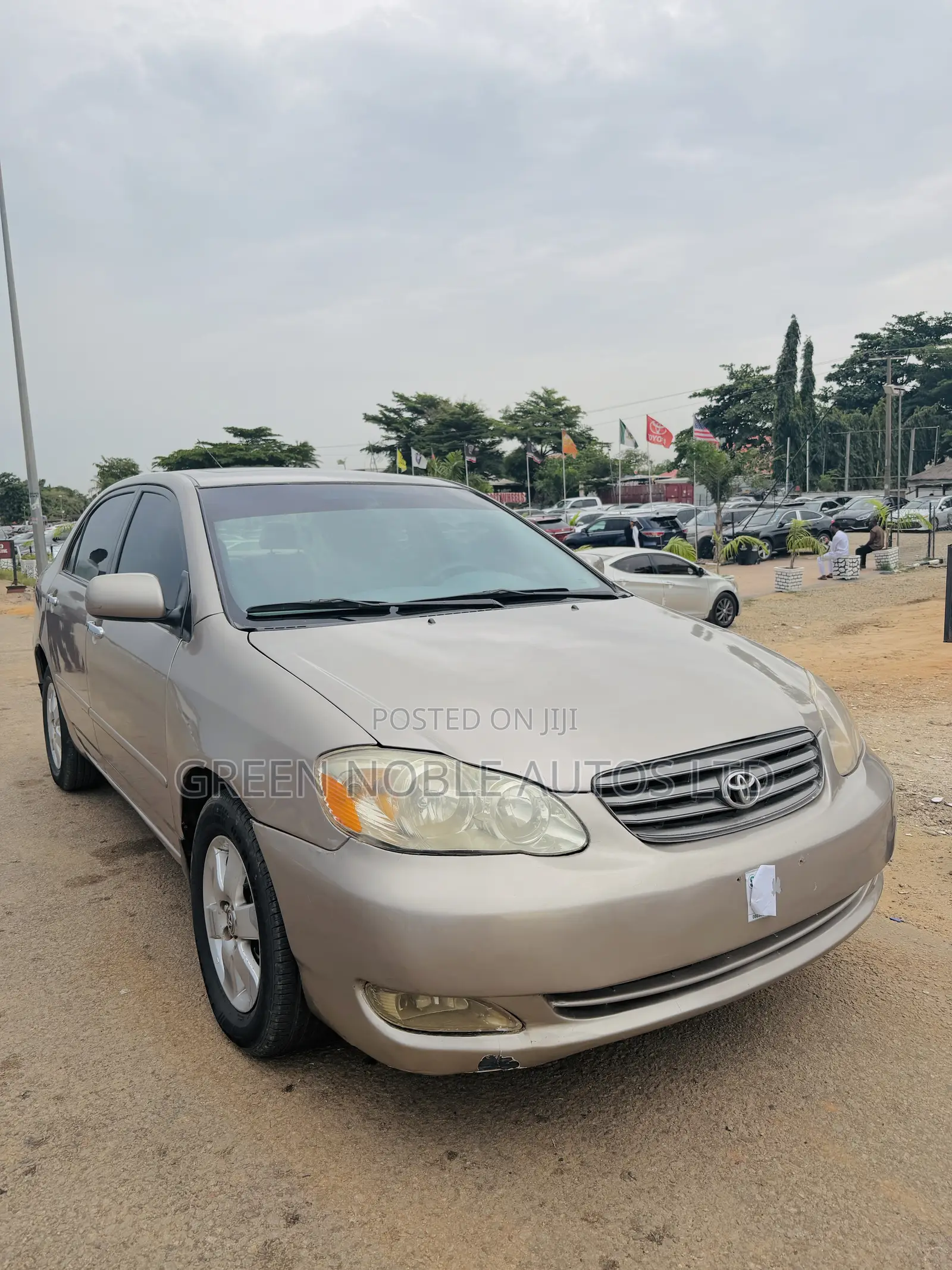 Toyota Corolla 2004 Gold