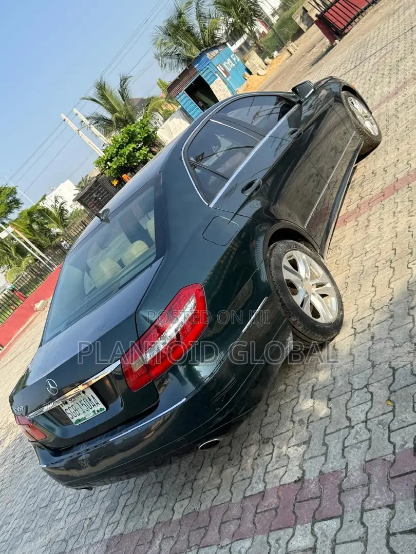 Mercedes-Benz E350 2010 Green