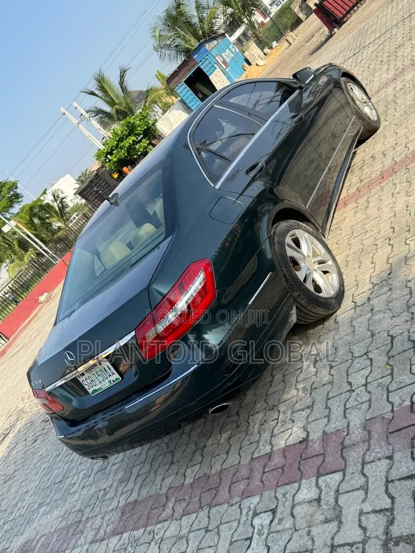 Mercedes-Benz E350 2010 Green