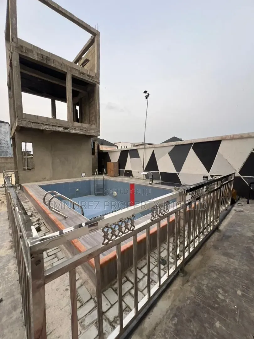 4bdrm Duplex in Sangotedo for rent