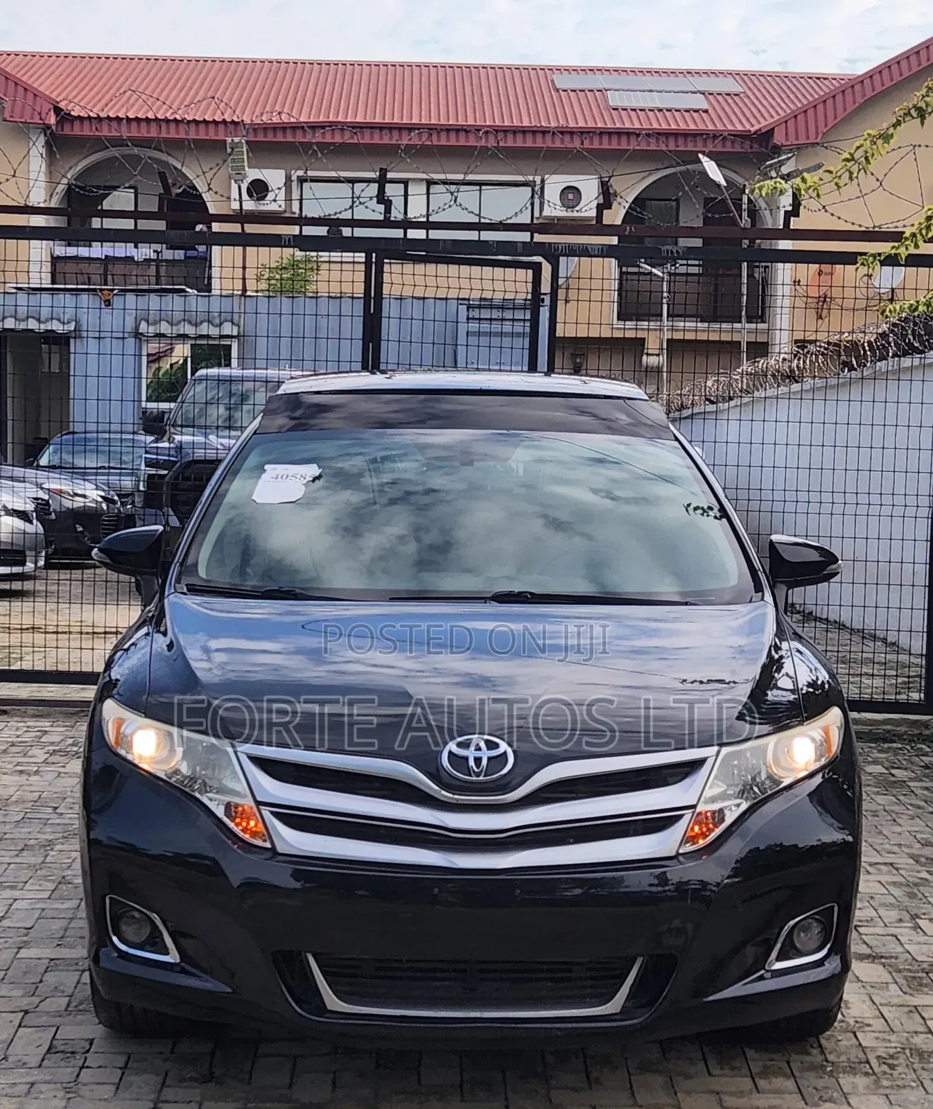 Toyota Venza XLE 4dr Wagon AWD (2.7L 4cyl 6A) 2015 Black