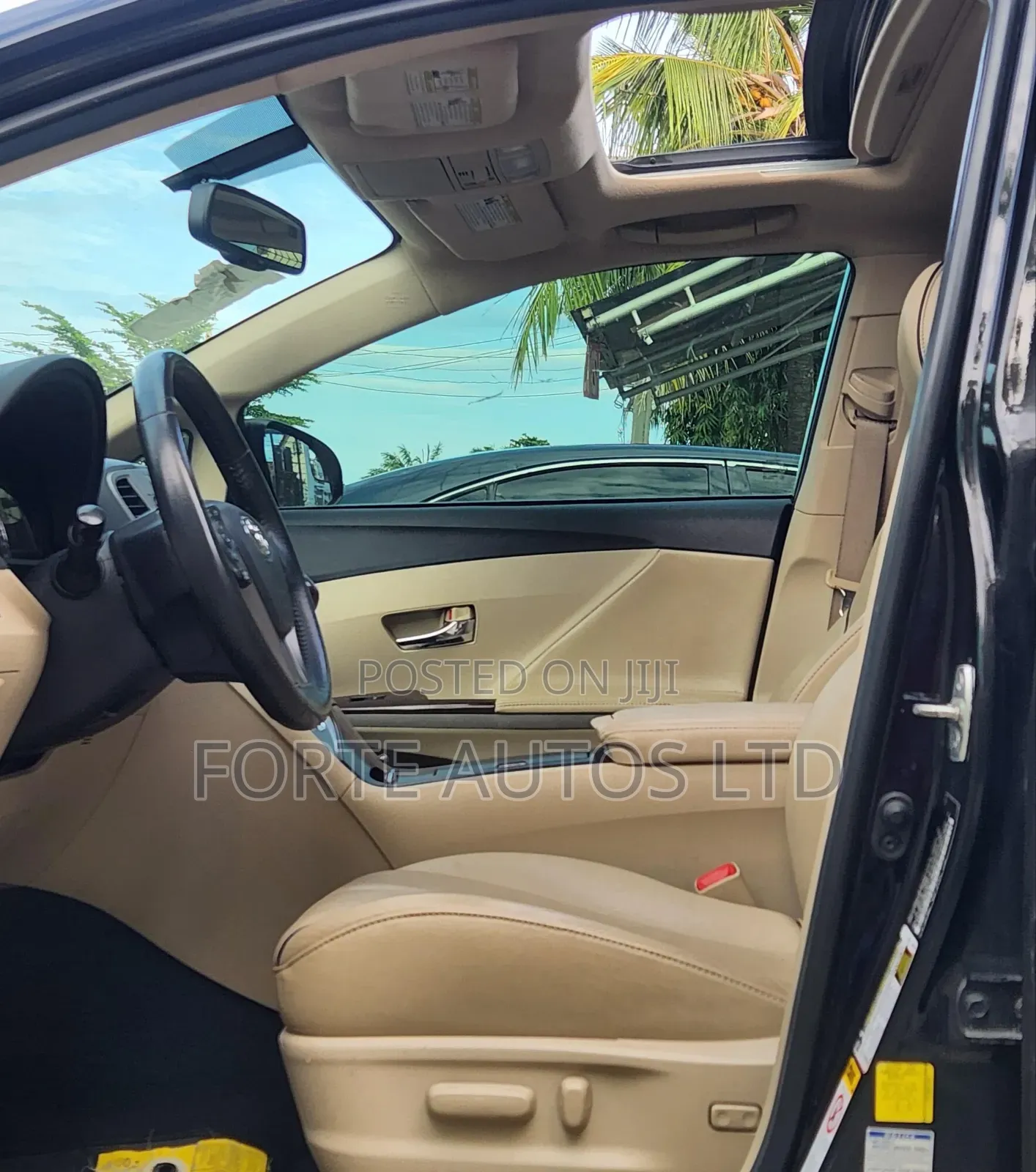 Toyota Venza XLE 4dr Wagon AWD (2.7L 4cyl 6A) 2015 Black