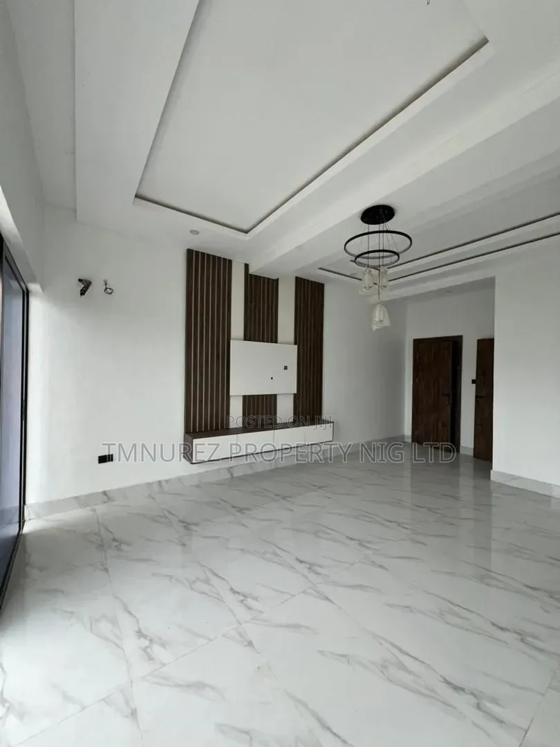 2bdrm Apartment in Abraham Adesanya Estate for sale