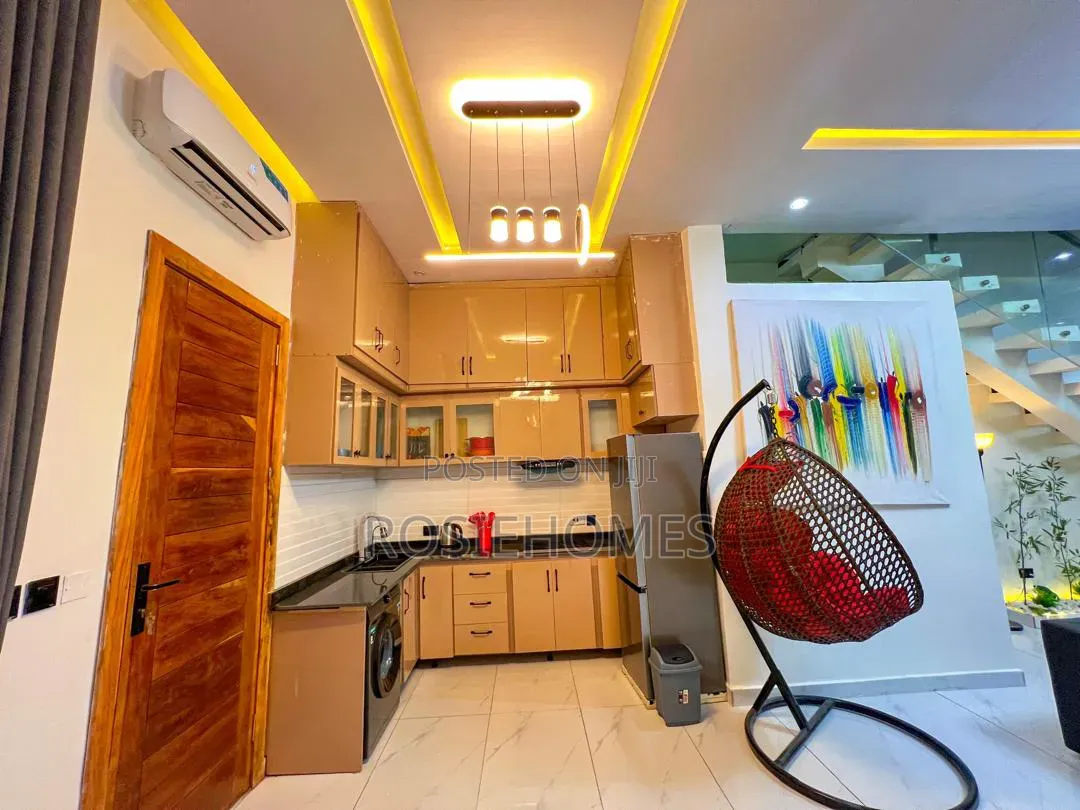 Furnished 3bdrm Duplex in Aipha Beach Road, Chevron for rent