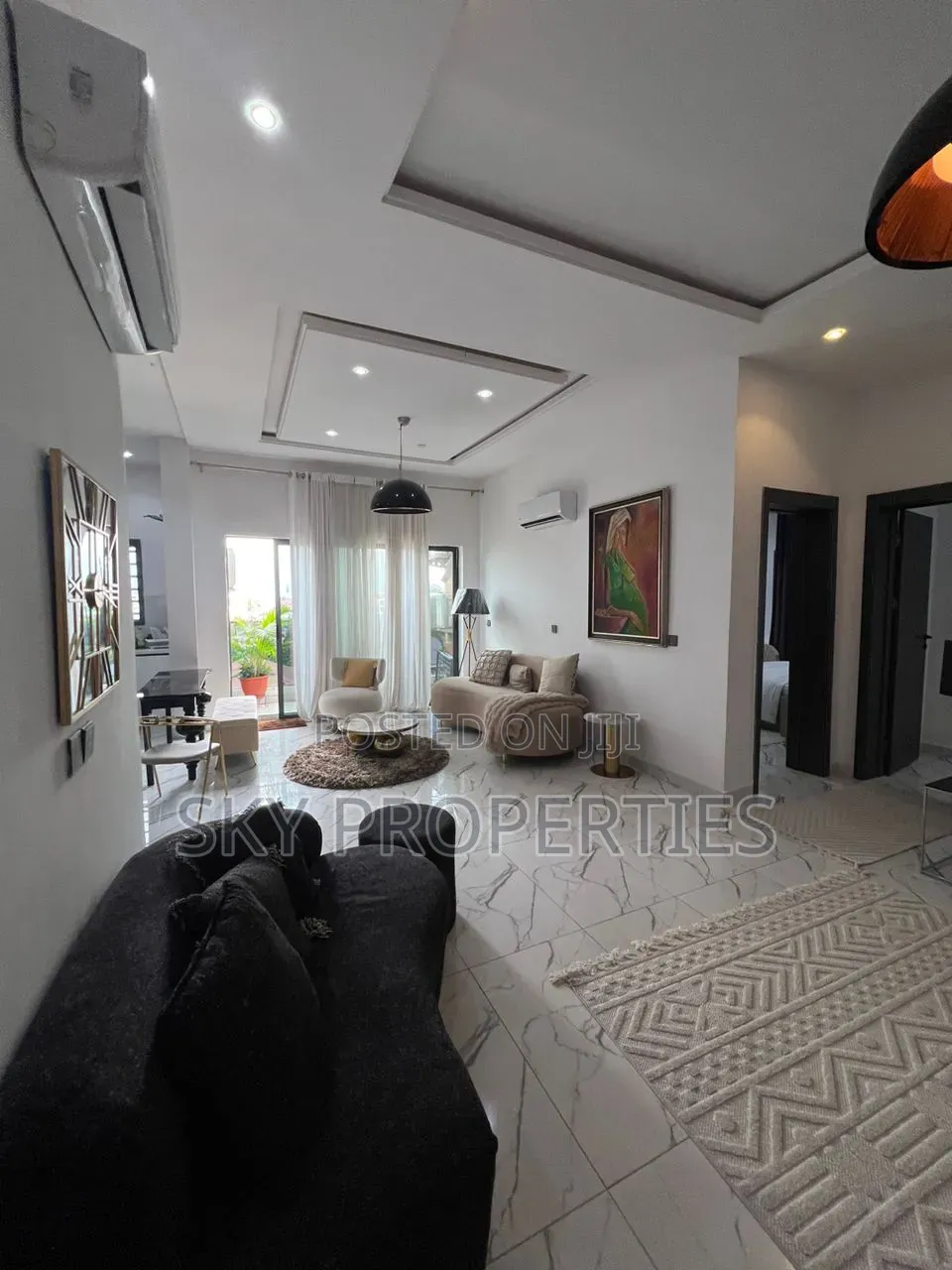 Furnished 2bdrm Apartment in Furo Ezimora, Lekki Phase 1 for sale