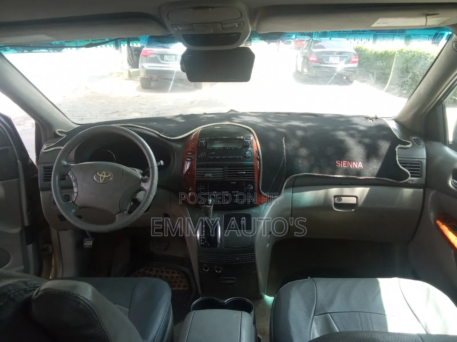 Toyota Sienna 2006 Silver