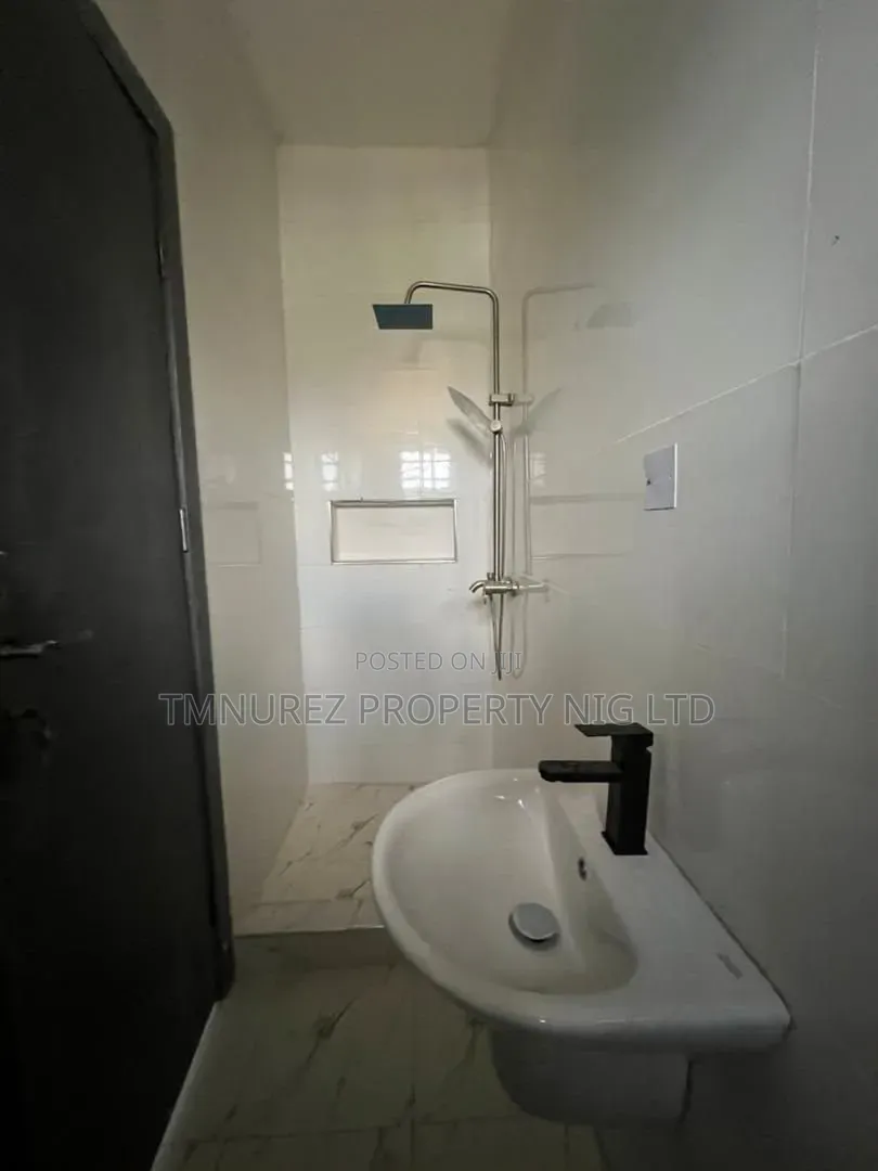 2bdrm Apartment in Abraham Adesanya Estate for rent