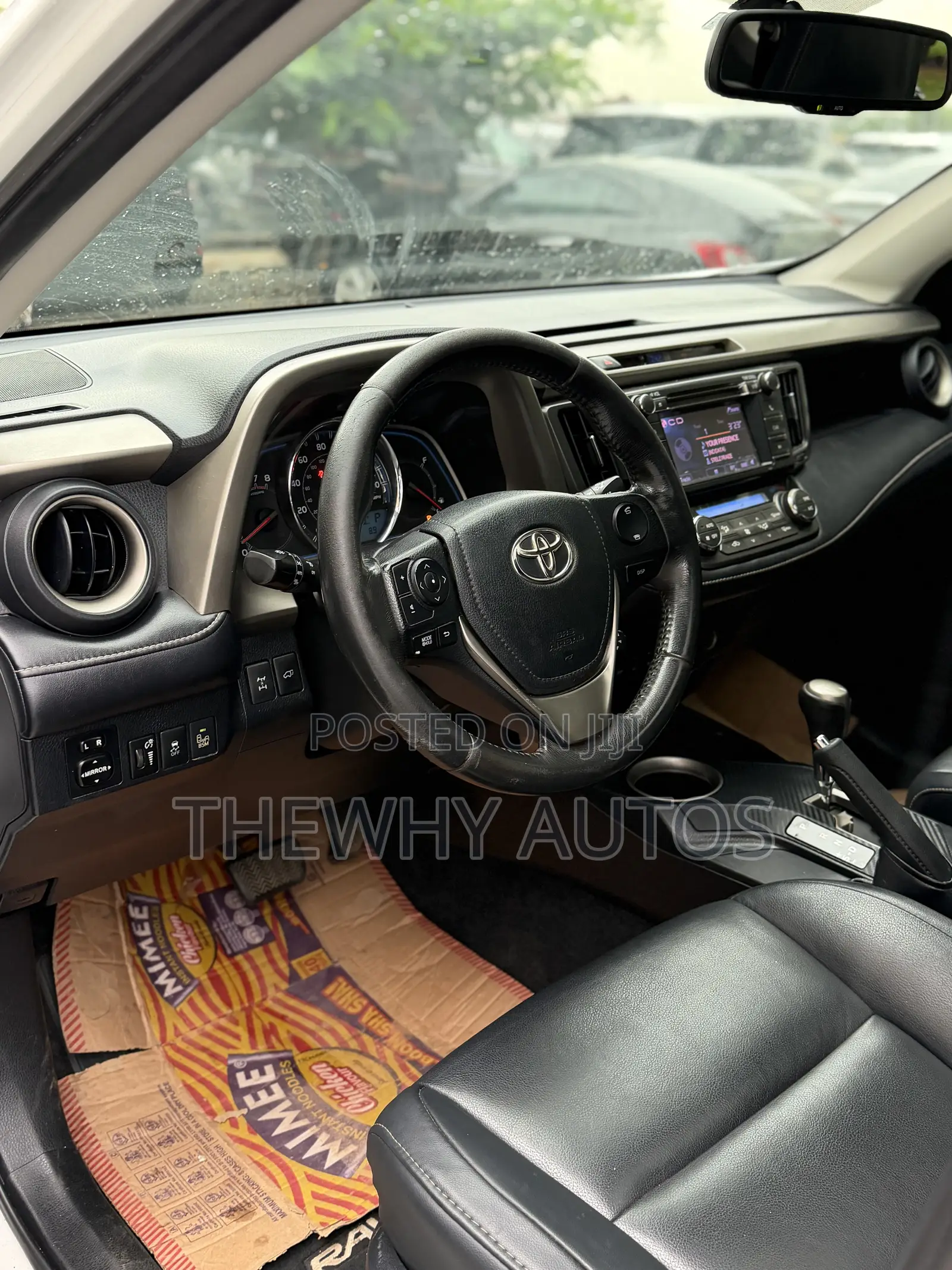 Toyota RAV4 Limited AWD (2.5L 4cyl 6A) 2013 White