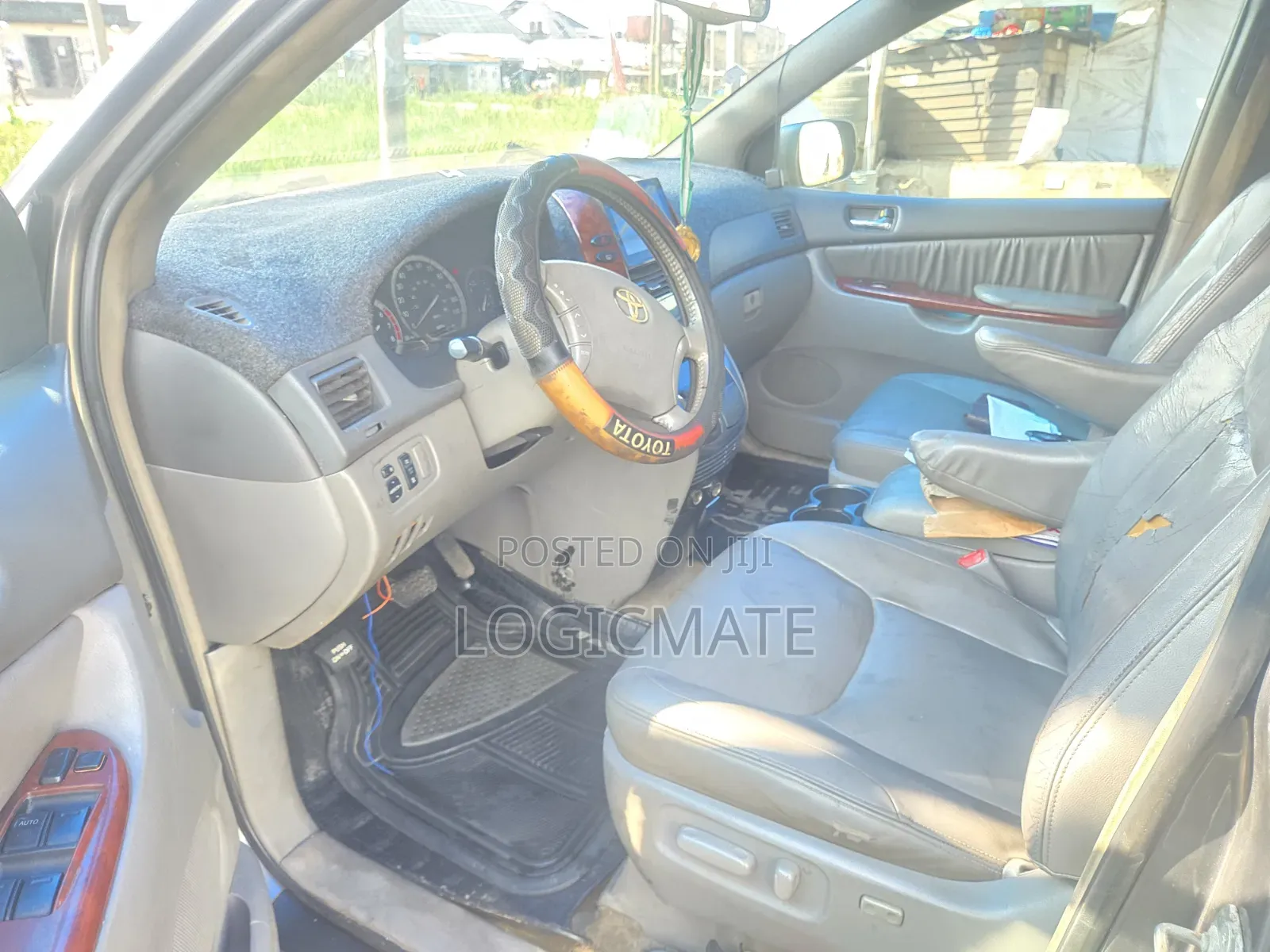 Toyota Sienna 2005 Gray