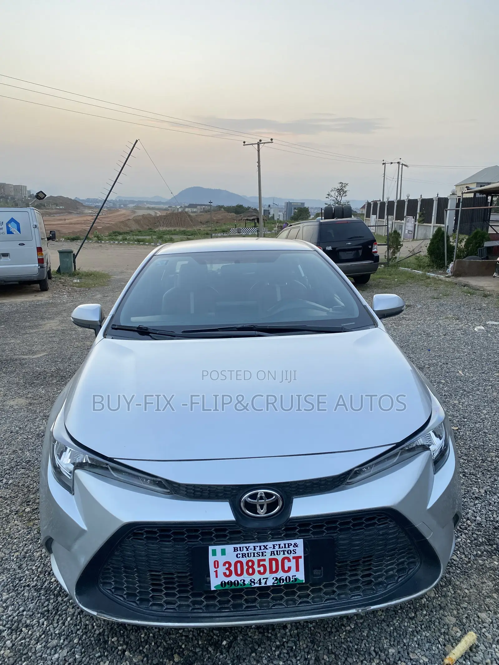Toyota Corolla LE 2021 Silver