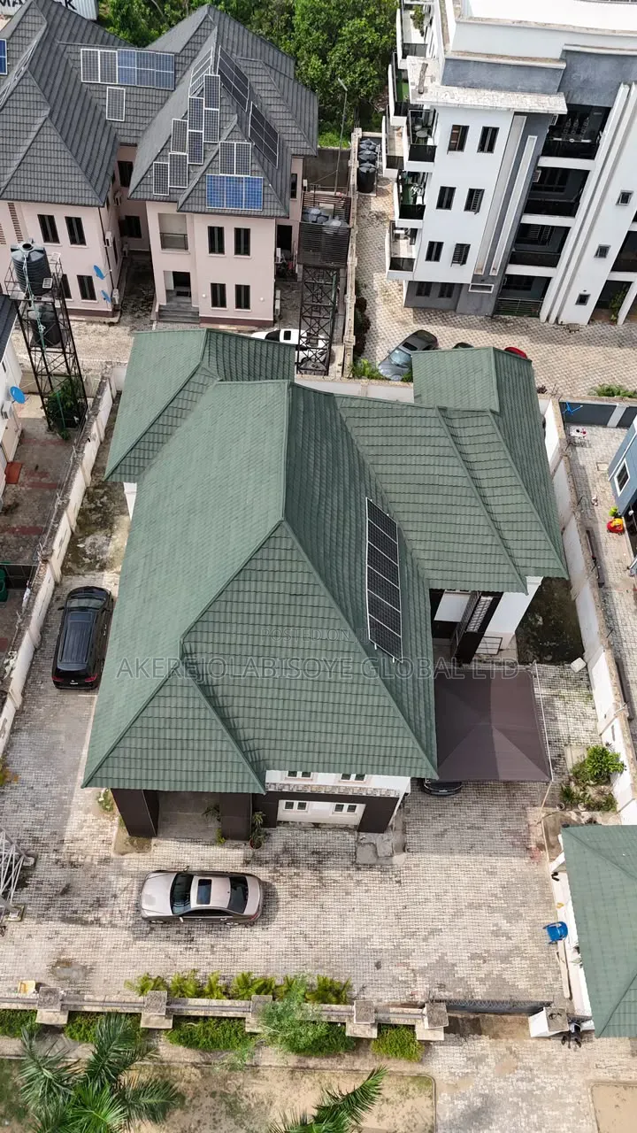 8bdrm Duplex in Jahi Gilmore, Abuja for sale