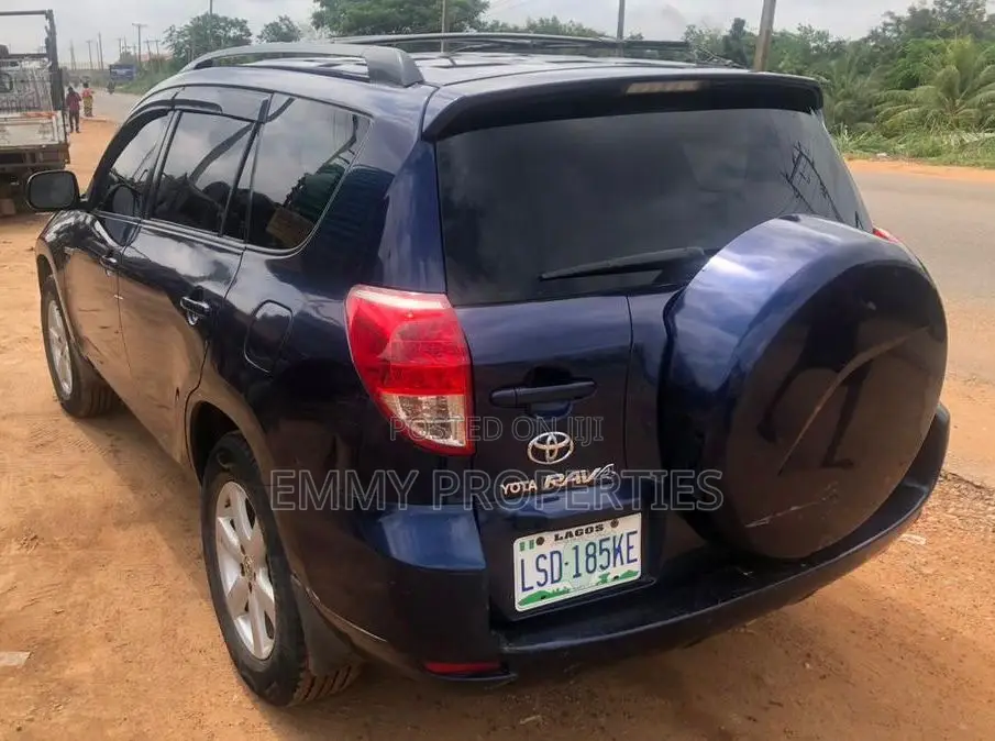 Toyota RAV4 2008 Blue