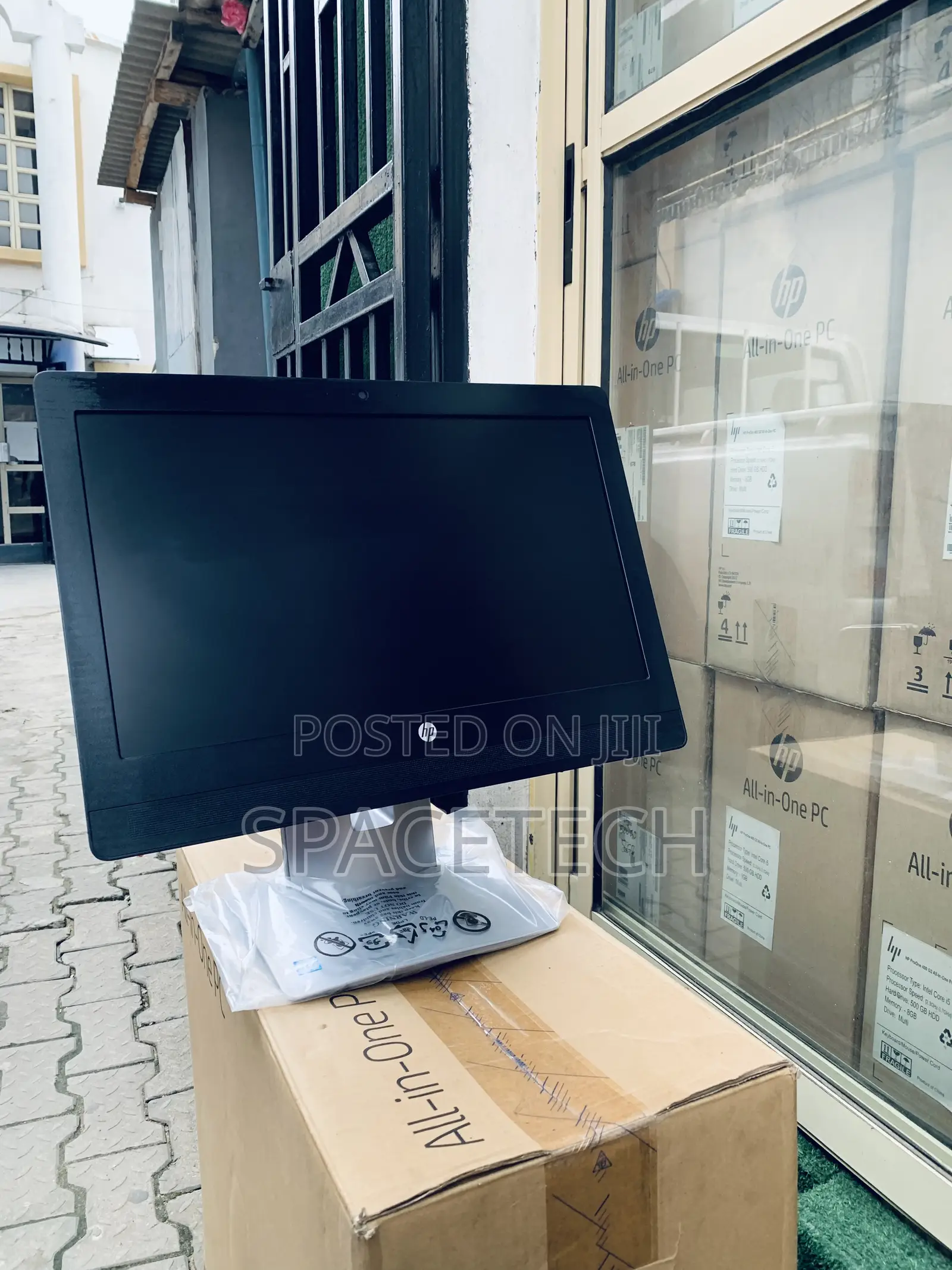 New Desktop Computer HP ProOne 600 G3 8GB Intel Core i5 HDD 500GB