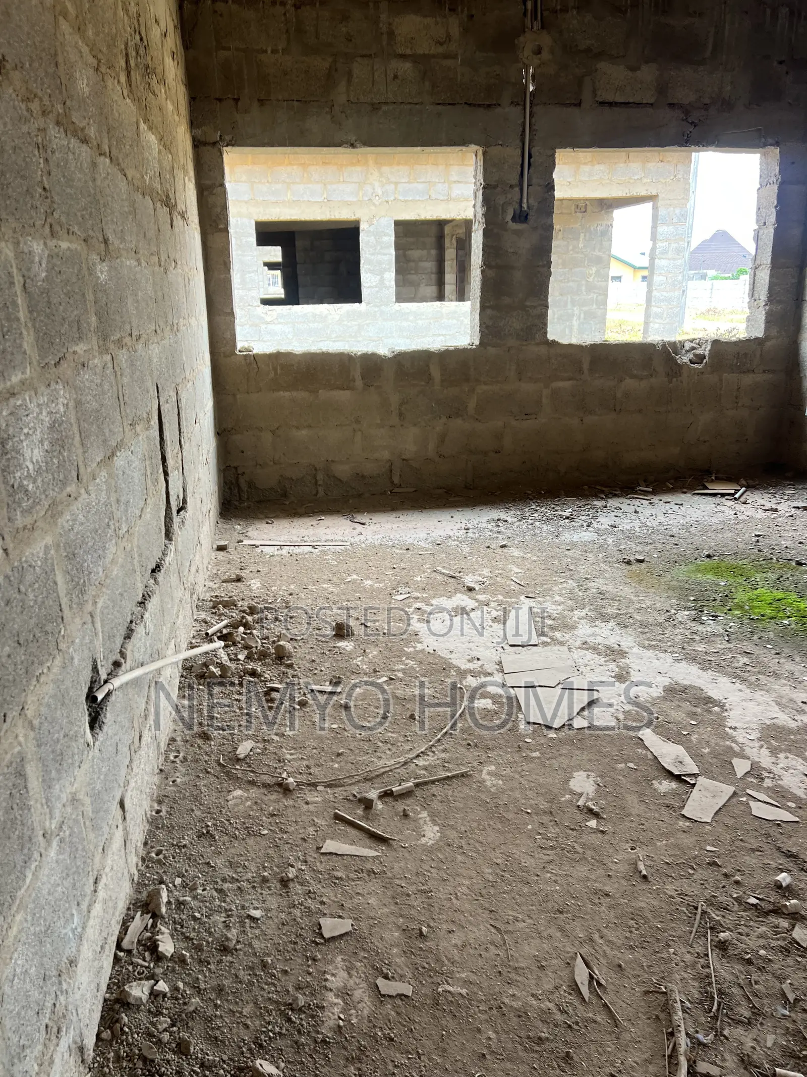 4bdrm Bungalow in Galadimawa for sale