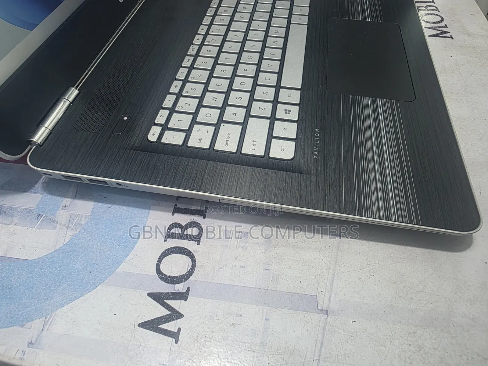 Laptop HP Pavilion 17 16GB Intel Core i7 HDD+SSD 1T