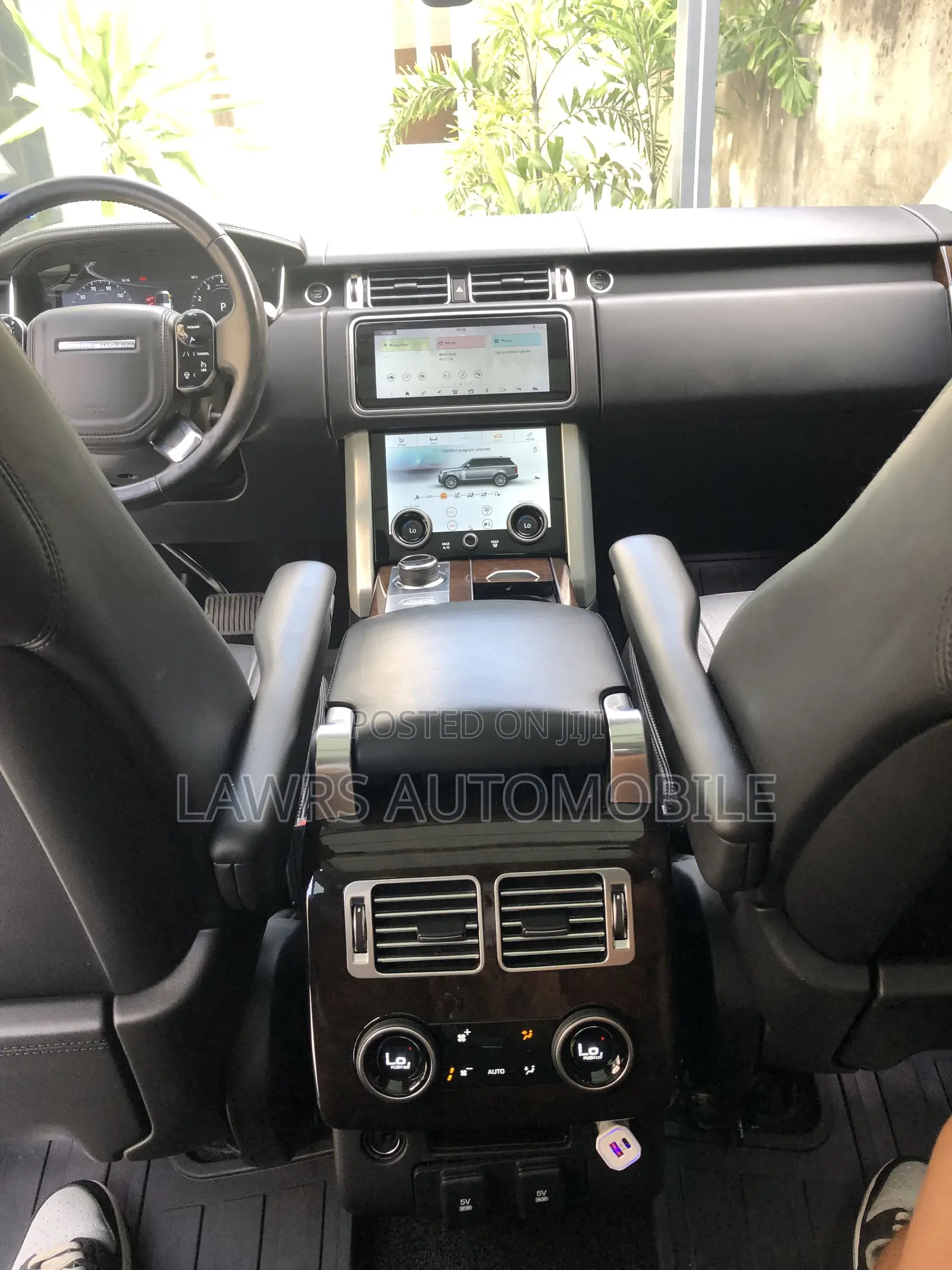 Land Rover Range Rover Supercharged LWB 2020 Black