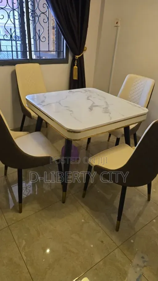 Sweet Four-Seater Dining Table
