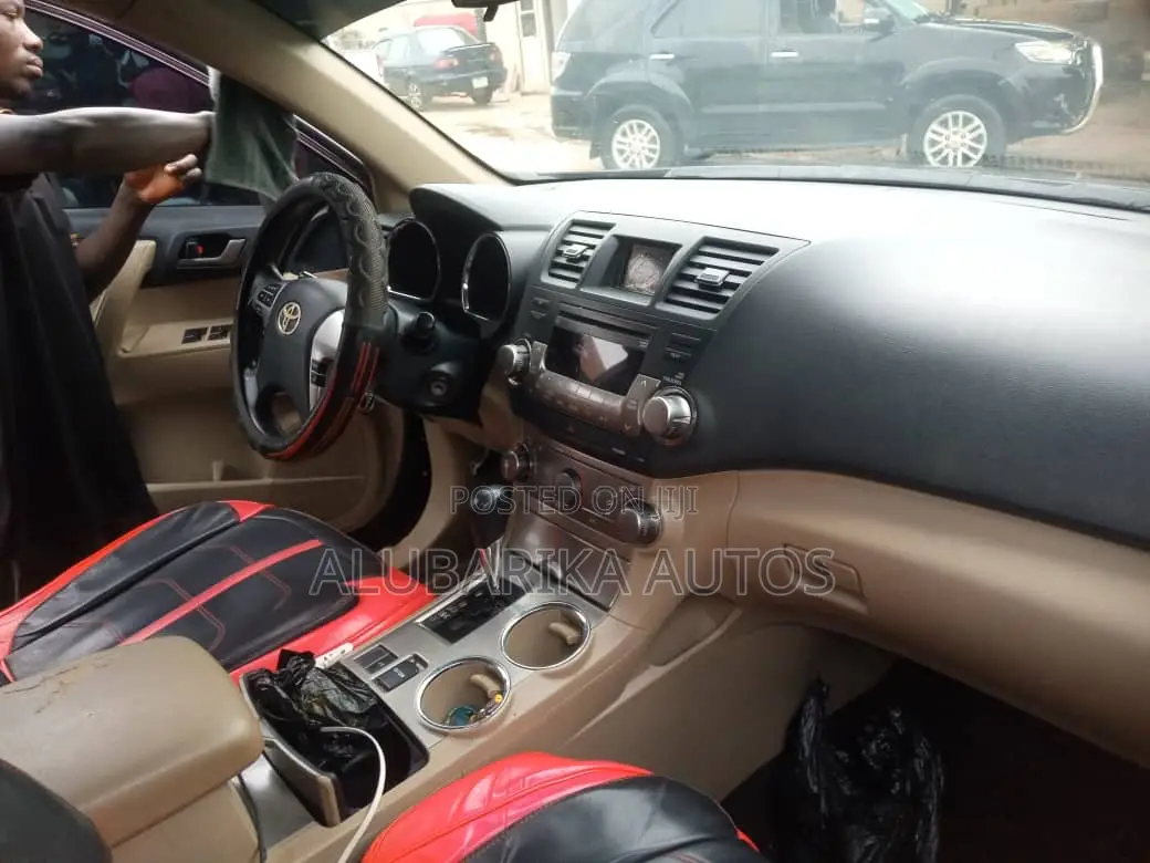 Toyota Highlander 2012