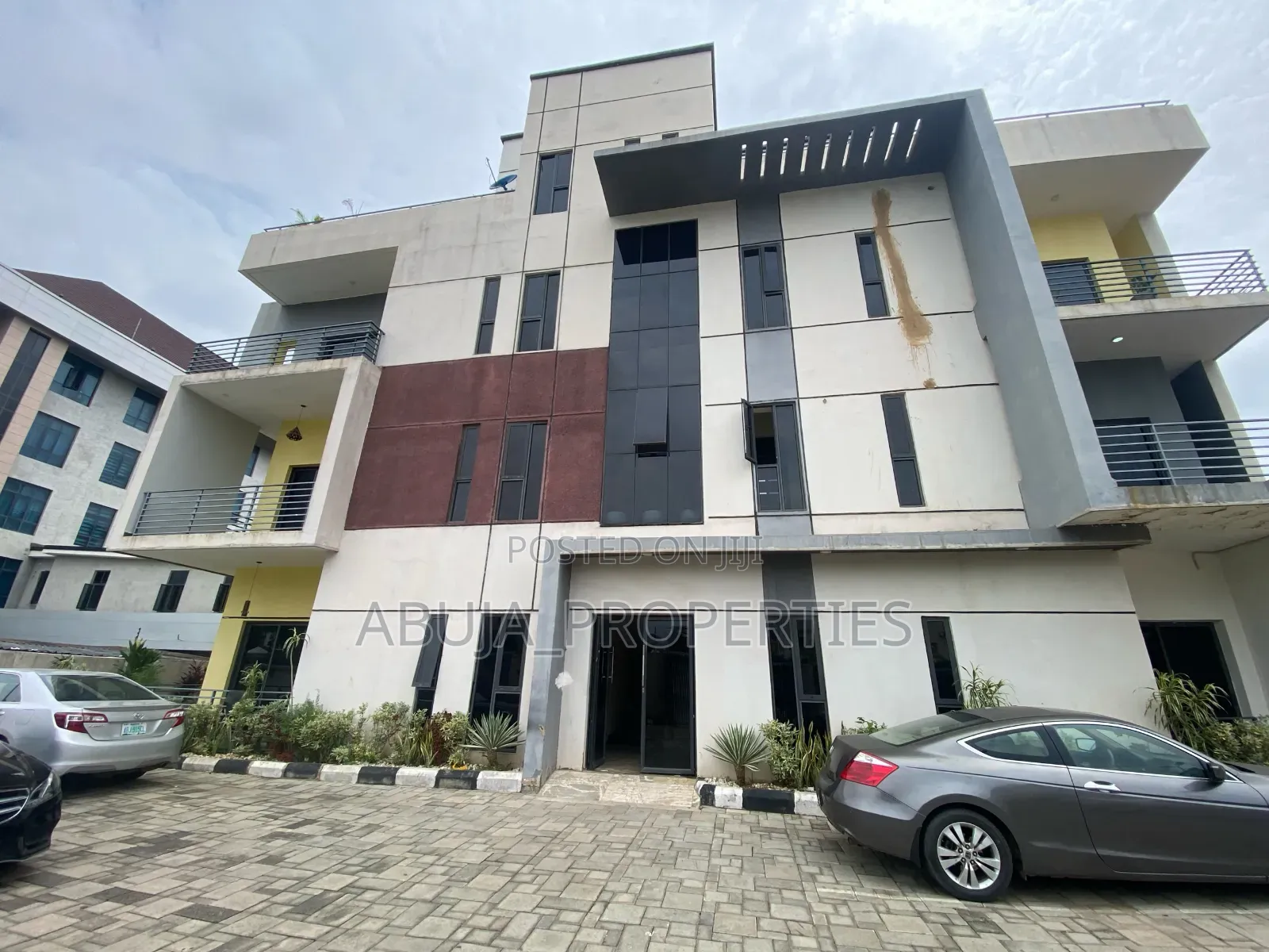 3bdrm Apartment in Wuye for rent