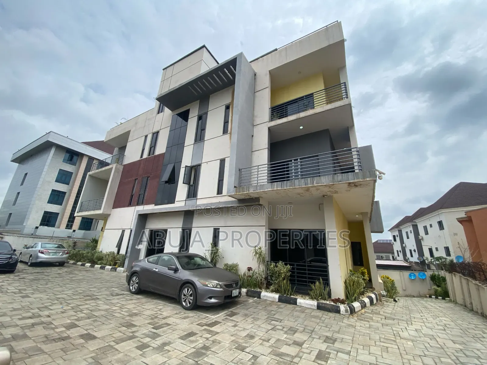 3bdrm Apartment in Wuye for rent