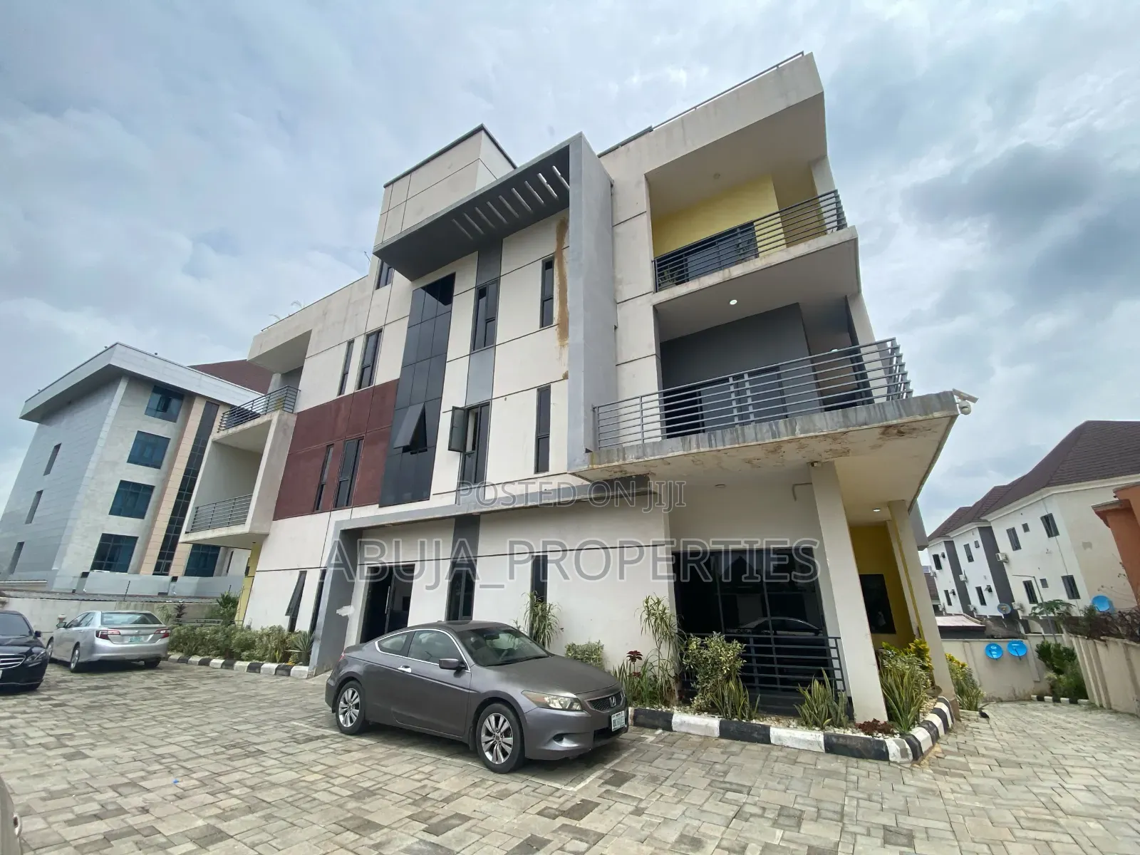 3bdrm Apartment in Wuye for rent