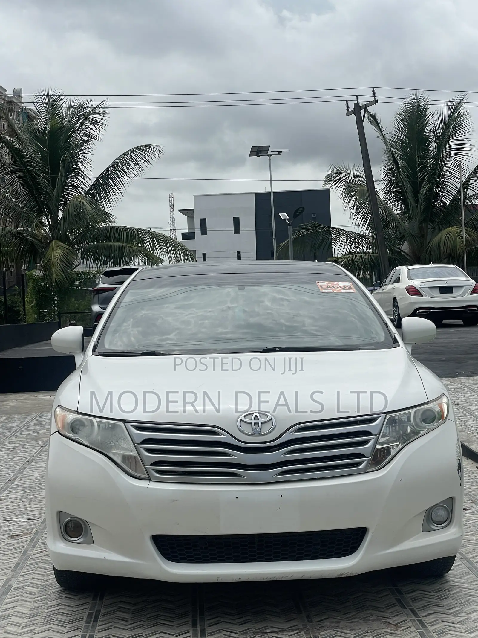 Toyota Venza 2011 White