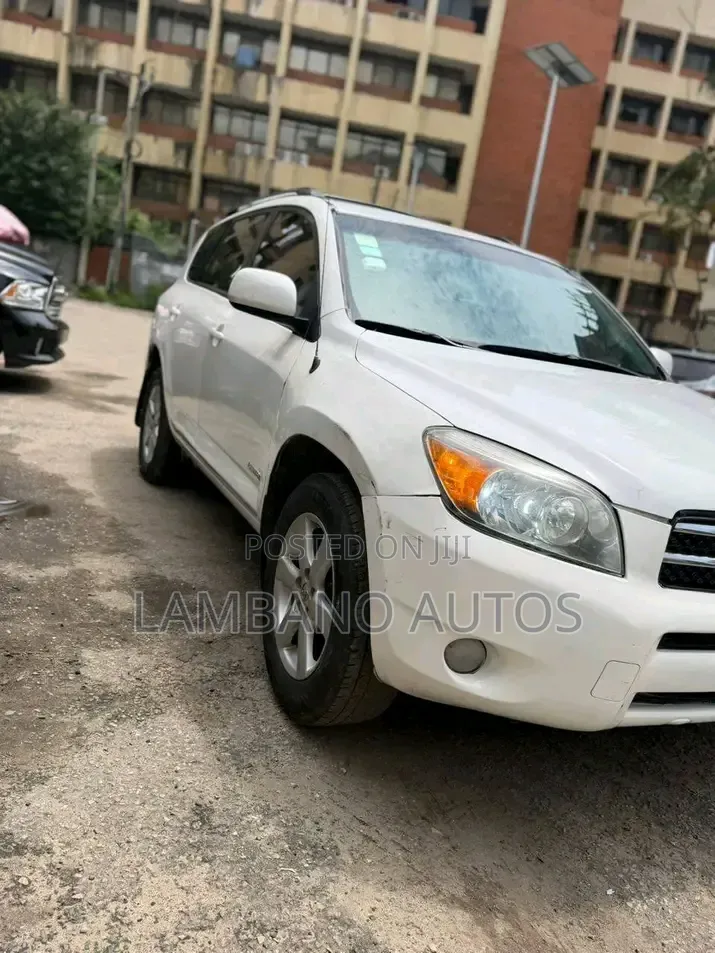 Toyota RAV4 2007 White