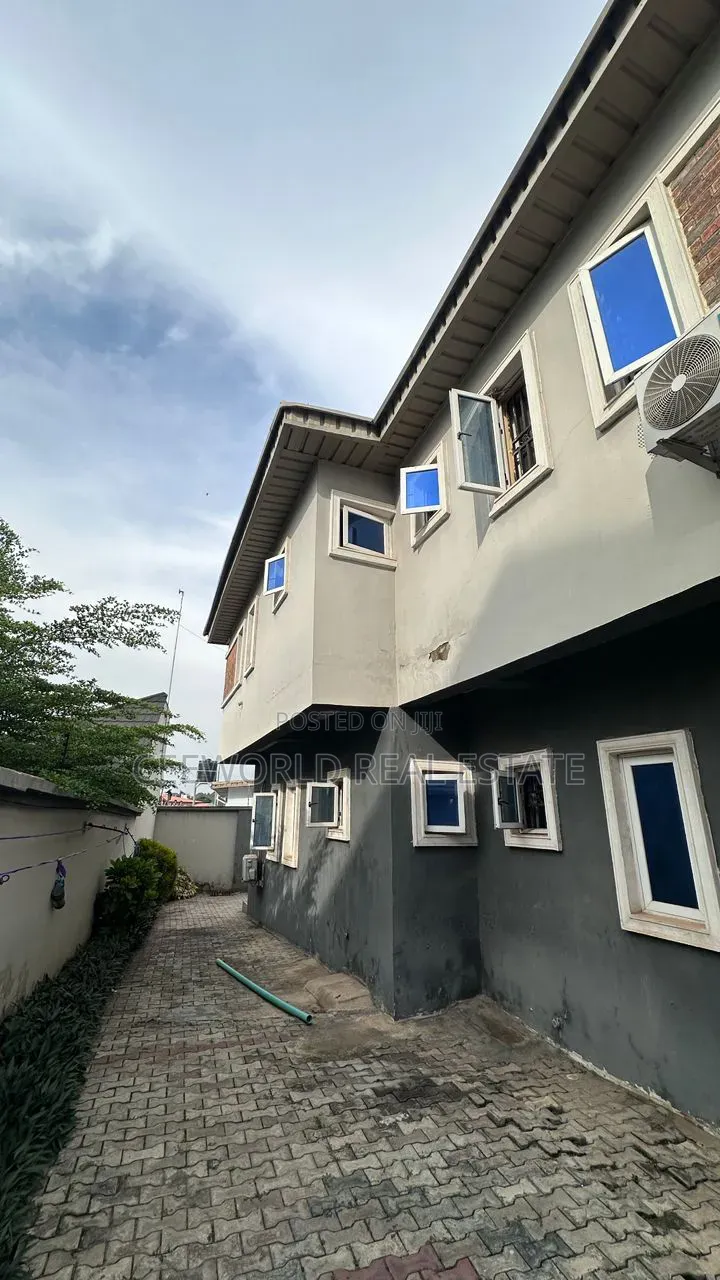 2bdrm Block of Flats in Orange Gate Oluyole for sale