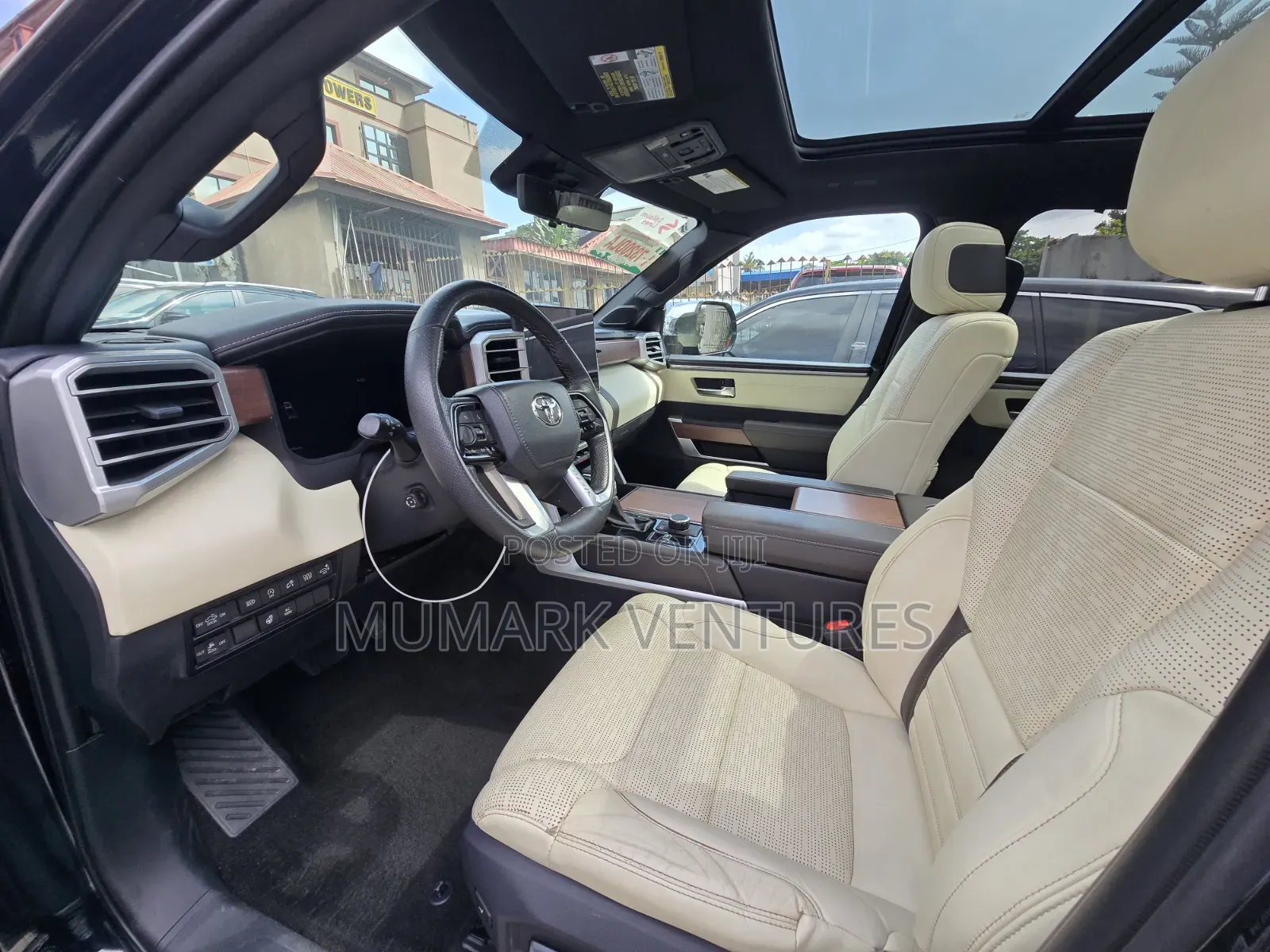Toyota Tundra 2023 Black