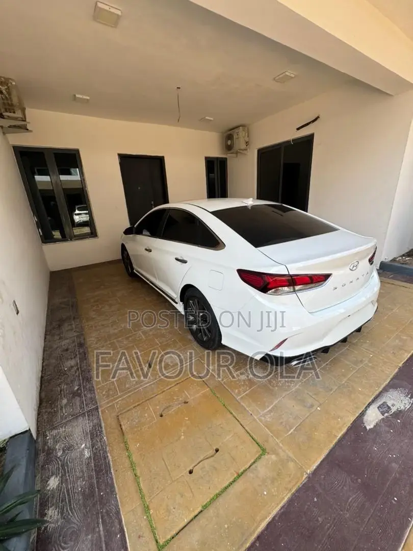 Hyundai Sonata Sport 2018 White